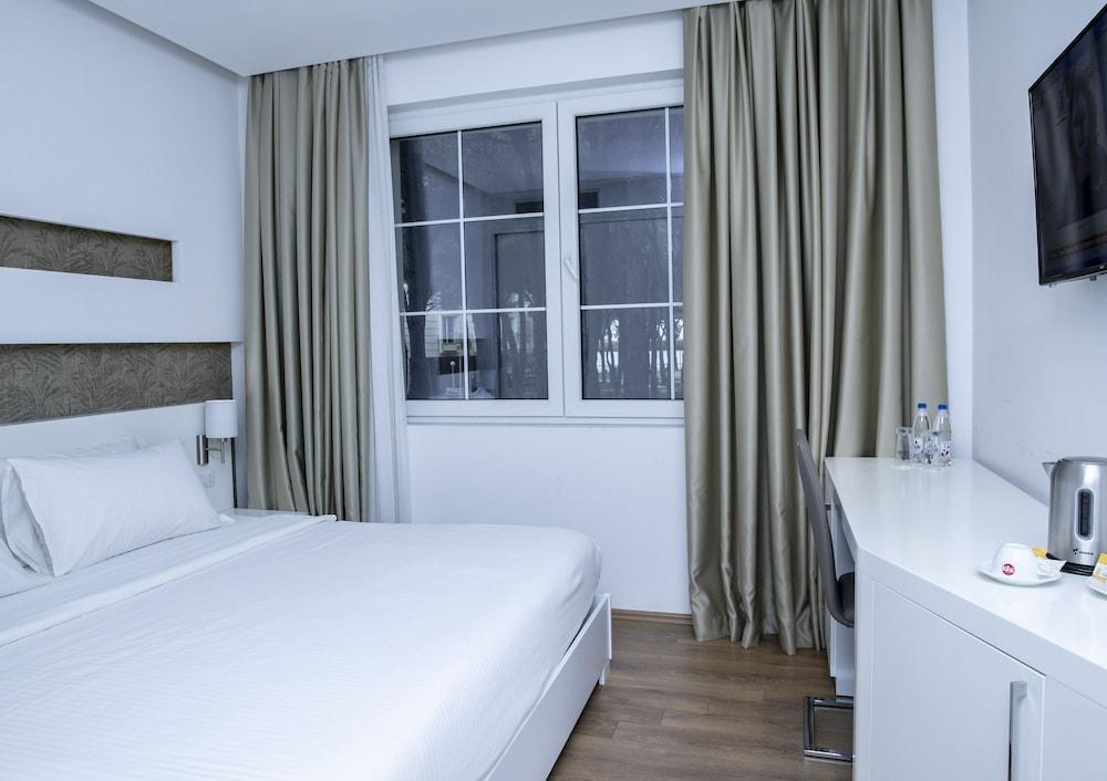 Prestige Resort Durres Qerret Ngoại thất bức ảnh